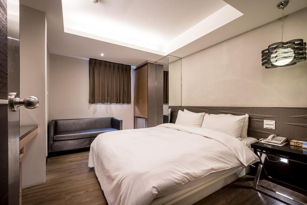 Royal Garden Hotel Тайбэй Экстерьер фото